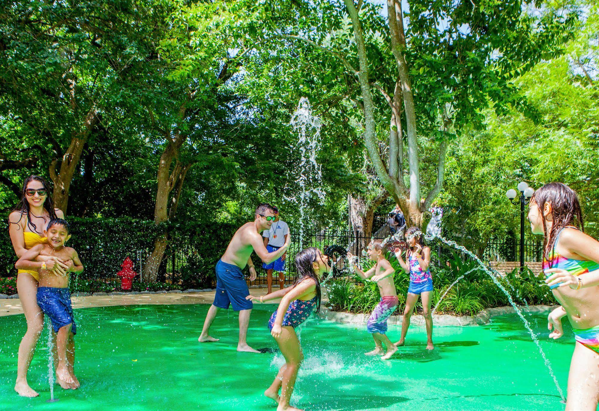 The Resort At Schlitterbahn New Braunfels Bagian luar foto